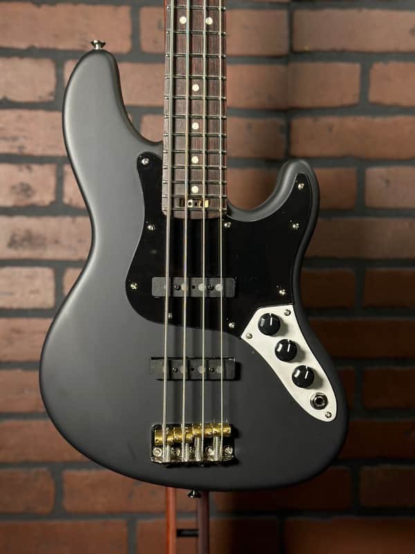 Woodcraft JB4 Mini "Shortest-Scale" 4-String Electric Bass Black - 27" Scale, Black - Image 5