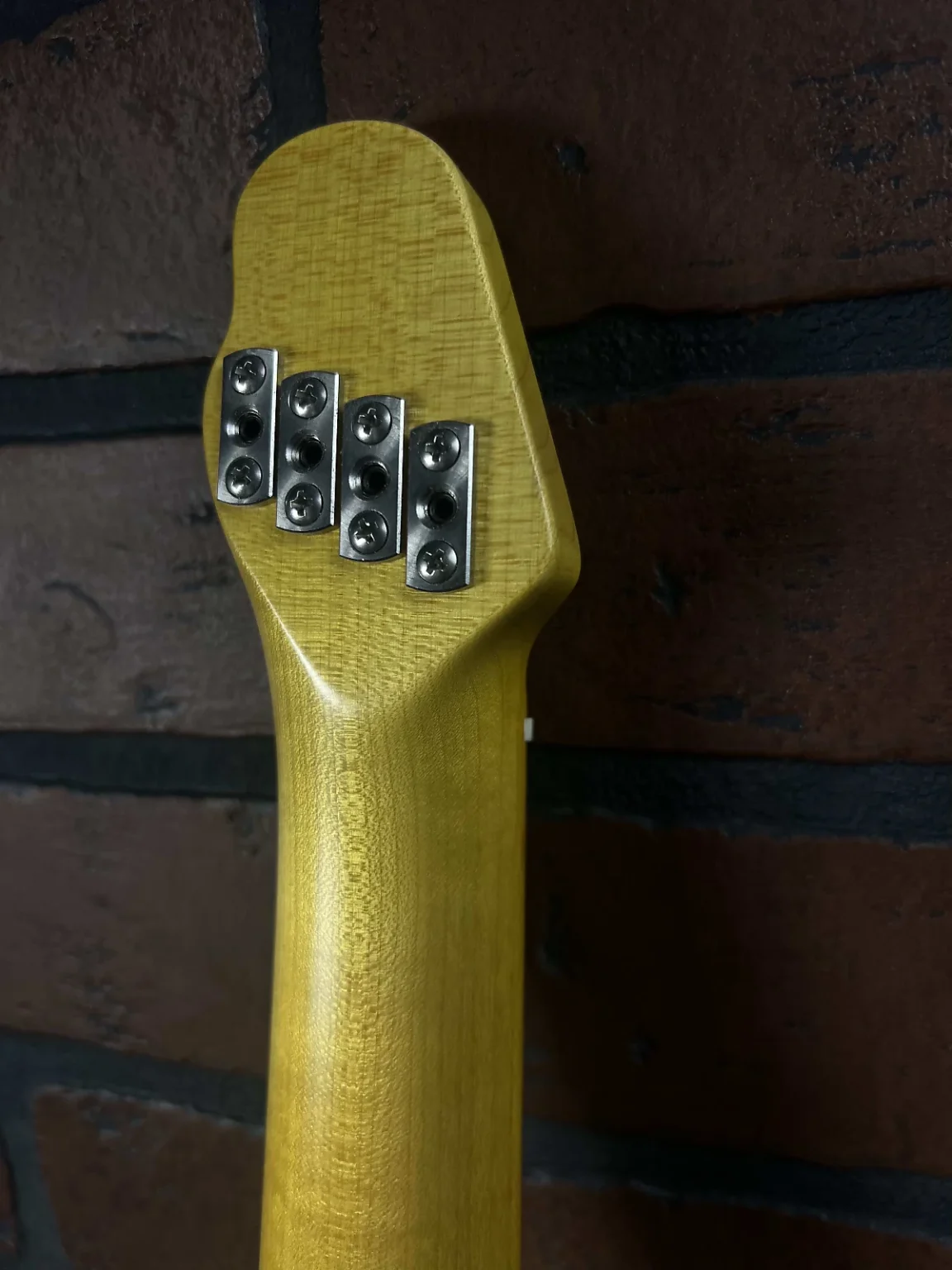 Headless AmpMaster 4 Bass Short Scale 30" - Tone Burst - Image 7