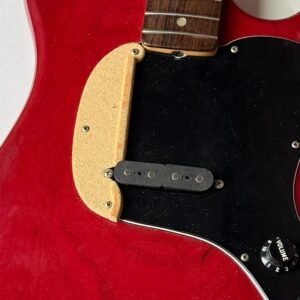 Bass Thumb Rest for Fender Musicmaster Bass – Flame Maple