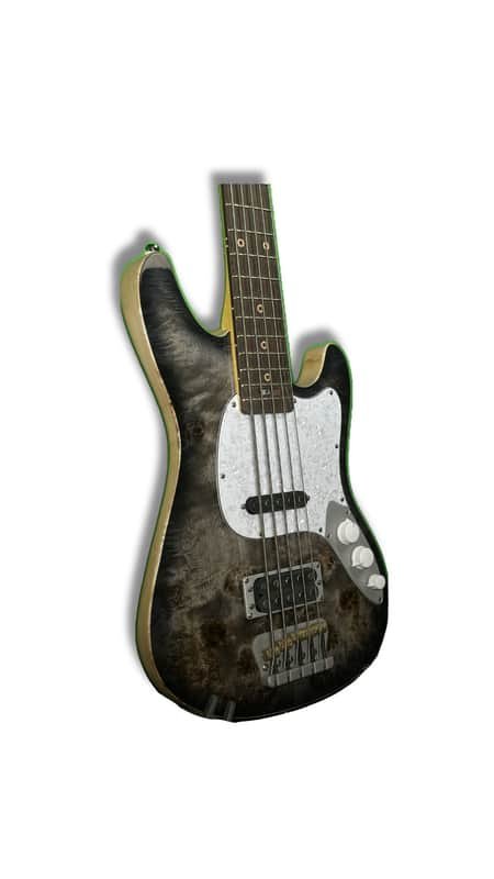 Ampmaster 5 String Dual Pickup Short scale 30" Electric Bass Guitar – Nitro Gloss Grey Burst Burl - Image 3